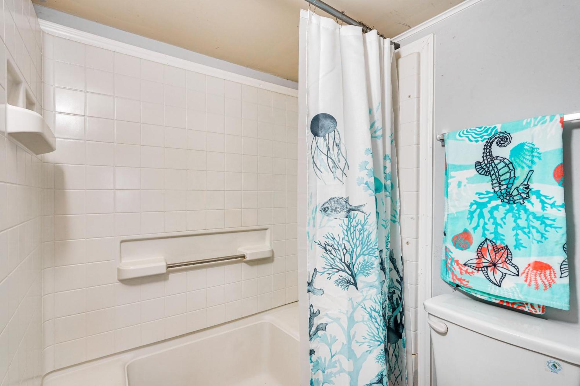 Lakefront Panama City Studio With Hot Tub Access Zewnętrze zdjęcie