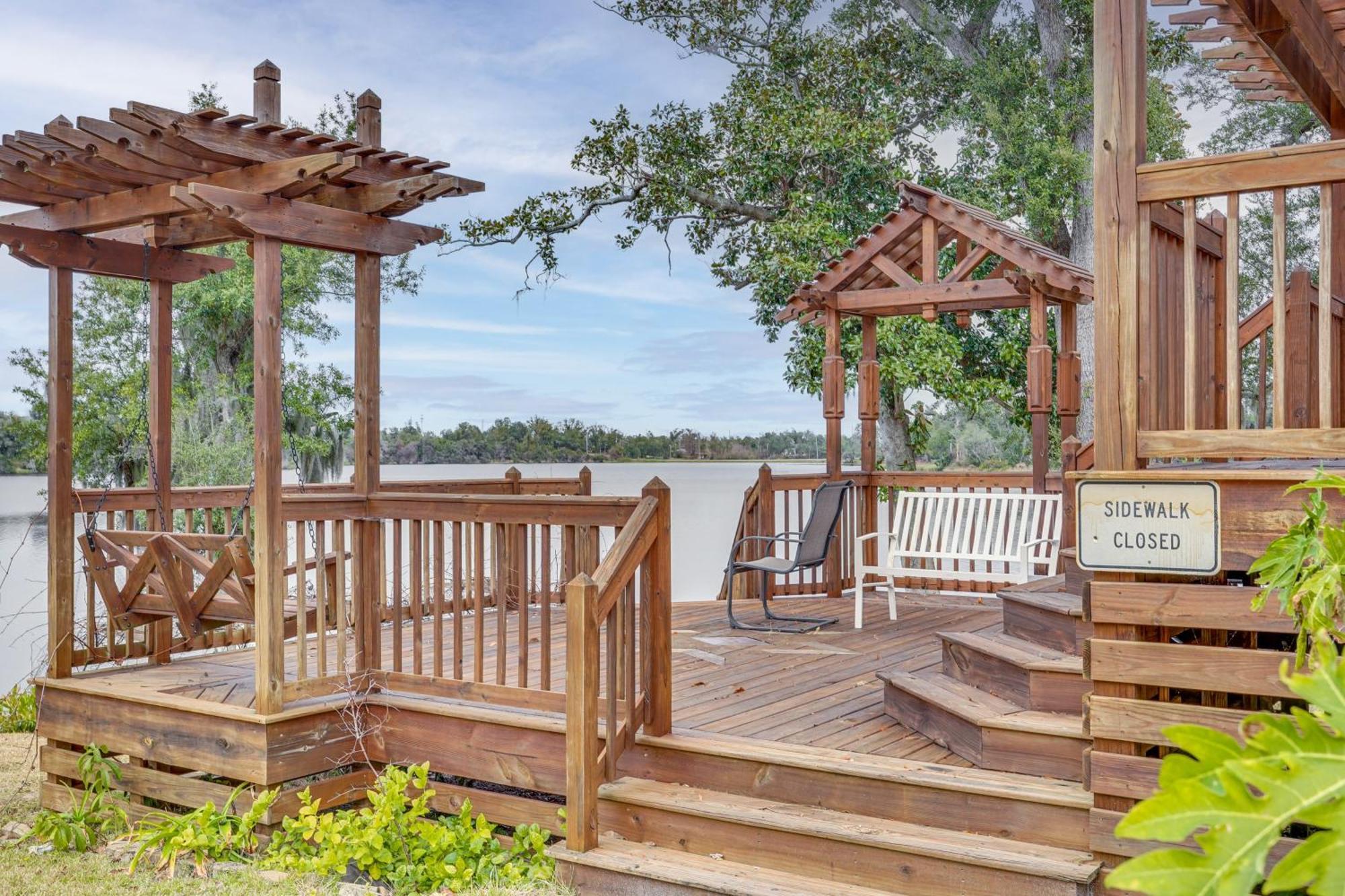 Lakefront Panama City Studio With Hot Tub Access Zewnętrze zdjęcie